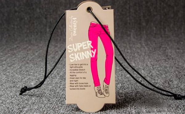 我們買衣服時(shí)候服裝商標(biāo)吊牌對(duì)消費(fèi)者有什么好處? 我們買衣服時(shí)候服裝商標(biāo)吊牌對(duì)消費(fèi)者有什么好處?